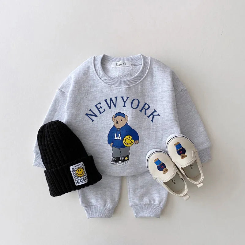 Korea 2022 Baby Boys Clothes Sets Letter Bear Girls Long Sleeve Casual Hoodie Sweatshirt+Pants 2pcs Kids Clothes Sports Suit New